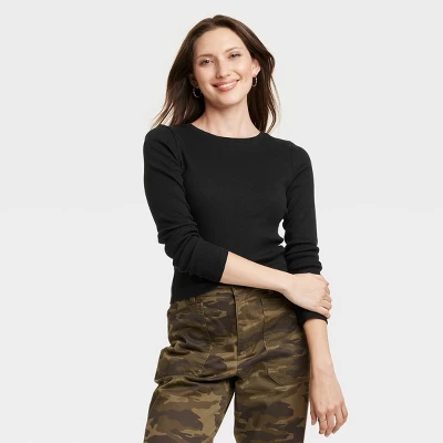 Women's 2pk Long Sleeve Shrunken Rib T-Shirt - Universal Thread™ White/Black 1 Women's 2pk Long Sleeve Shrunken Rib T-Shirt - Universal Thread™ White/Black