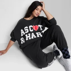 Women's Ascot + Hart Fleece Heart Graphic Pullover Sweatshirt - Black -Avene Clothing Shop GUEST 6c875ee3 85a7 4a34 995d 97befa3789da