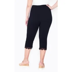 Women's Plus Size Super Stretch Lace Capri - Black | AVENUE
