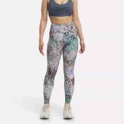 Reebok Lux Bold High-Rise Modern Safari Leggings -Avene Clothing Shop GUEST a2a870bf 5c3a 4444 99e0 d9ca16458ad4