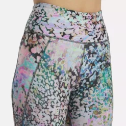 Reebok Lux Bold High-Rise Modern Safari Leggings -Avene Clothing Shop GUEST ed057135 a46e 4498 9a63 88e3580b50f4